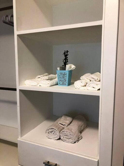 Lovely 1 Bedroom Apartment W/Private Parking Ensenada Extérieur photo