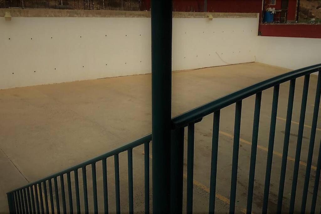 Lovely 1 Bedroom Apartment W/Private Parking Ensenada Extérieur photo