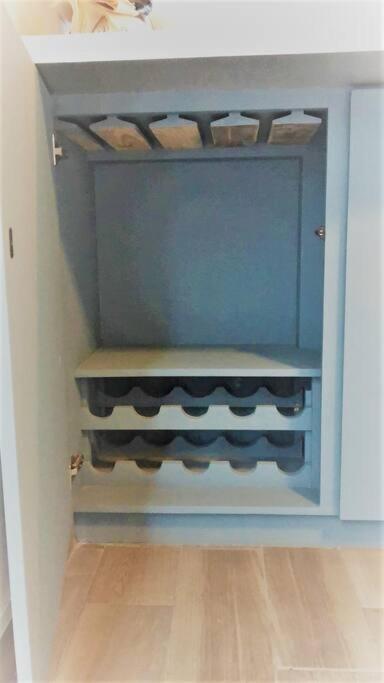 Lovely 1 Bedroom Apartment W/Private Parking Ensenada Extérieur photo